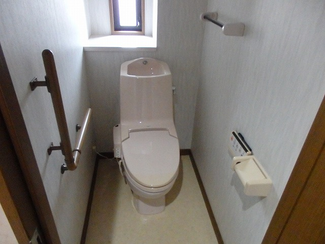 【トイレ】 | サンビルダー春日野道