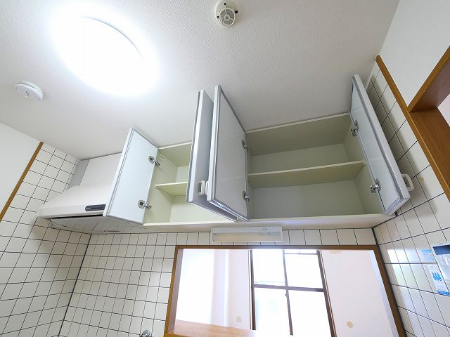 バウムヴィラ西大寺のキッチン