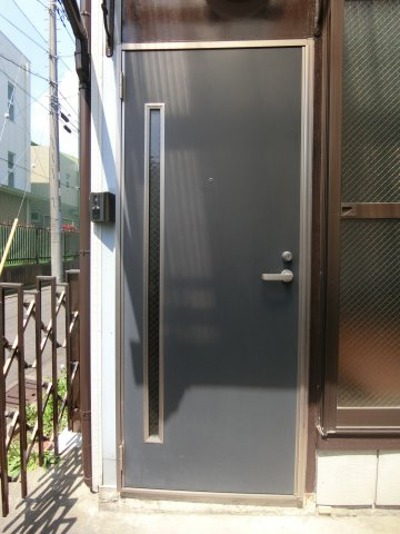 トーエーハウスの玄関