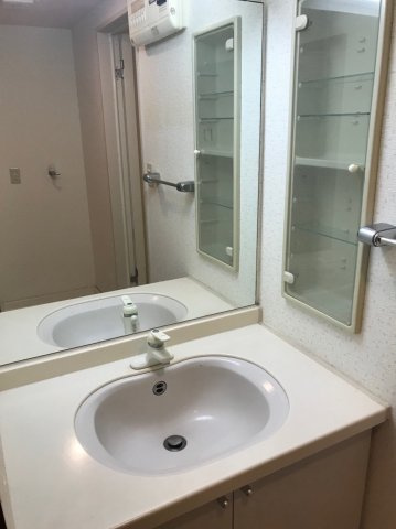 リオグランテージ大濠の独立洗面台|リオグランテージ大濠(3LDK)　独立洗面台