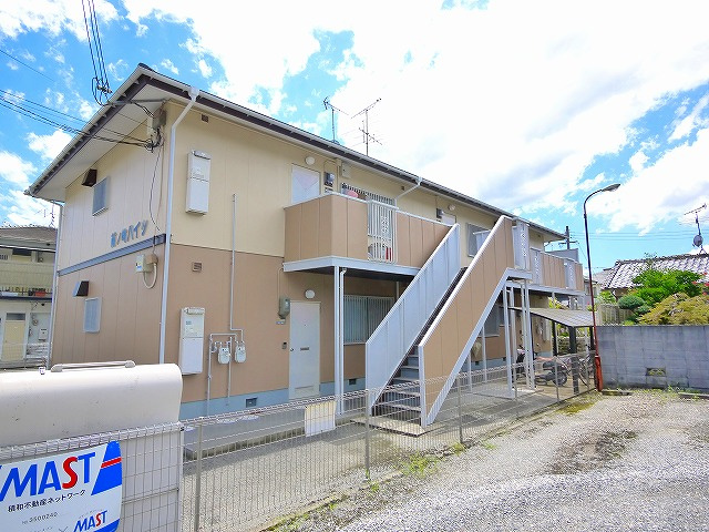 前ノ町ハイツの外観