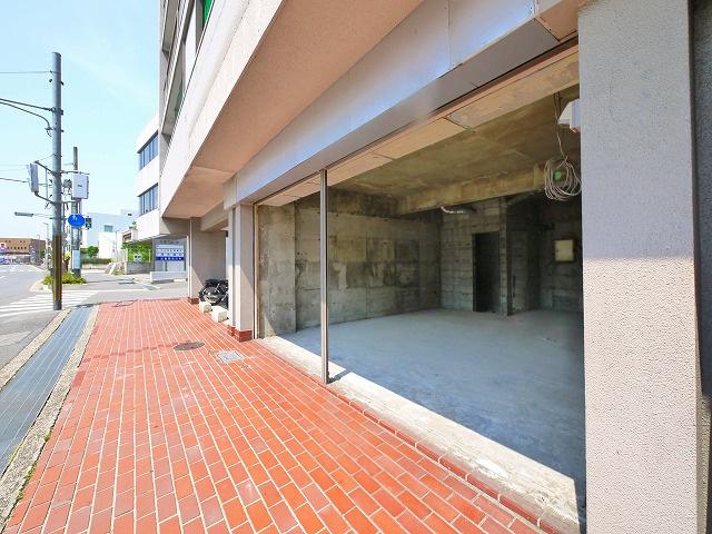 近鉄東生駒コーポの外観