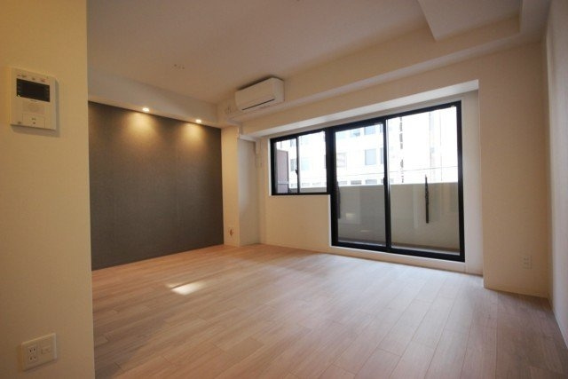 【居間・リビング】 | ブリリアント同心