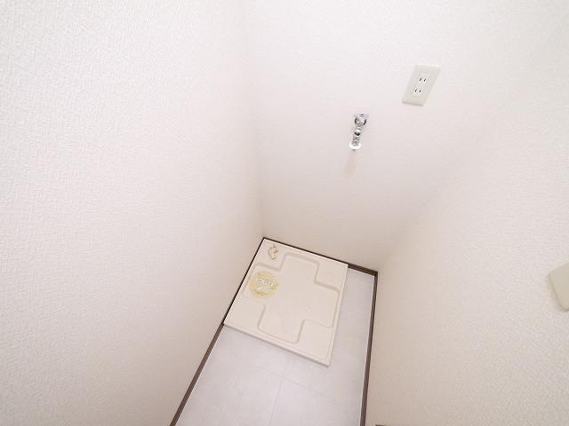 桜館の設備|嬉しい室内洗濯機置き場がございます。