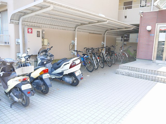 サンハイツ新大宮のその他共用部分|駐輪場です