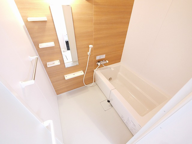 メゾンドココの浴室|お風呂で日々の疲れを落としましょう