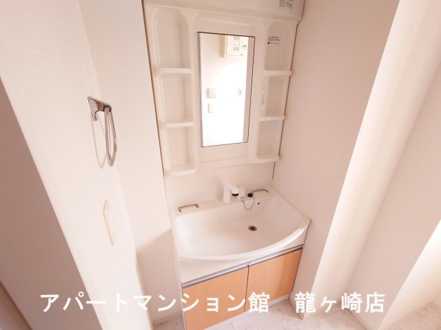 ルプラBの独立洗面台
