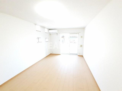 【居間・リビング】 | レークサイドスクエア | ゆったり過ごせる居間です