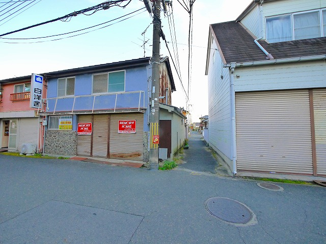 河村店舗