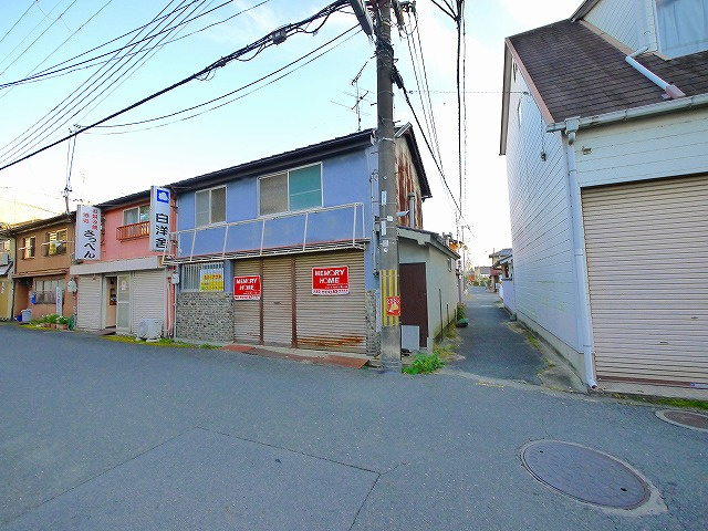河村店舗