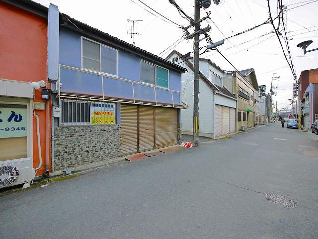 河村店舗