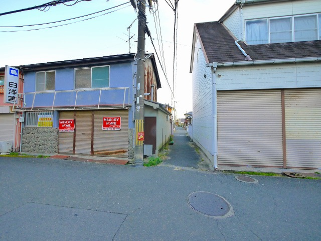 河村店舗