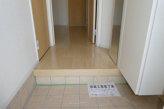 ポプラーレの玄関
