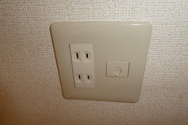 ポプラーレの設備|電話モジュラー