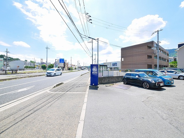 東生駒マンション貸店舗の周辺