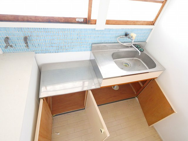 高雅苑のキッチン