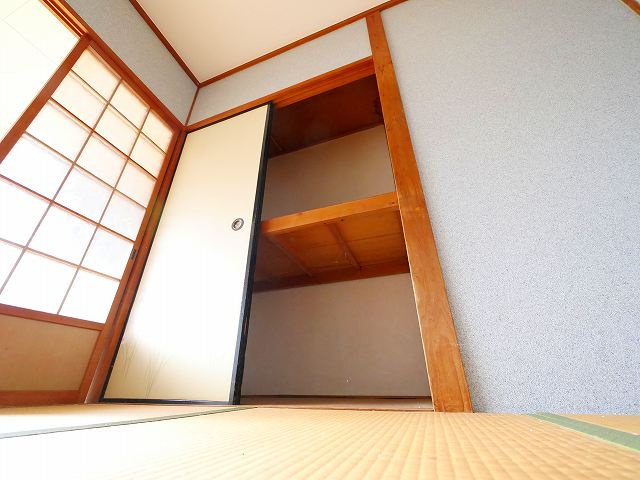 高雅苑の収納