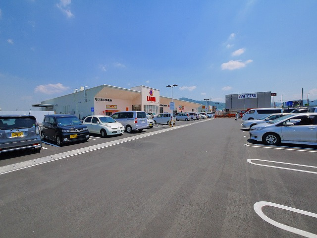 桜井北店舗の駐車場