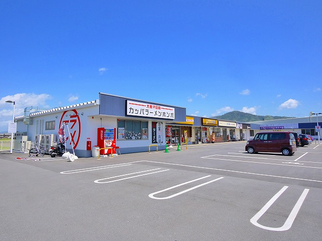 桜井北店舗の駐車場