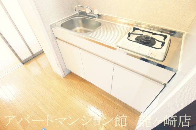 クリスタルハイツのキッチン|ガスコンロ