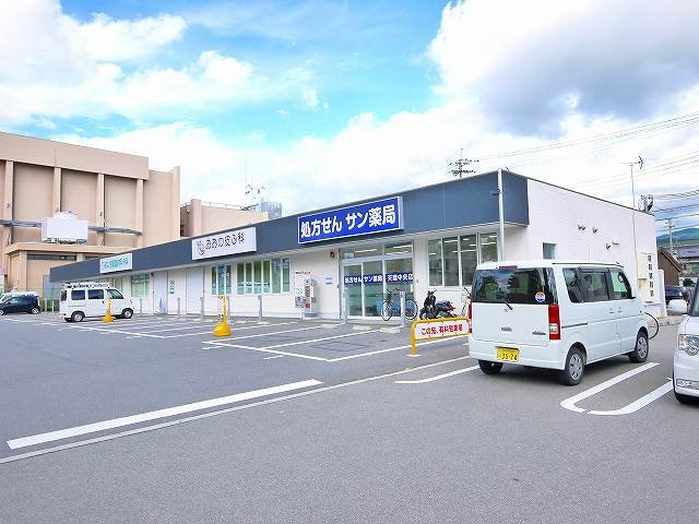 天理川原城町テナントの外観