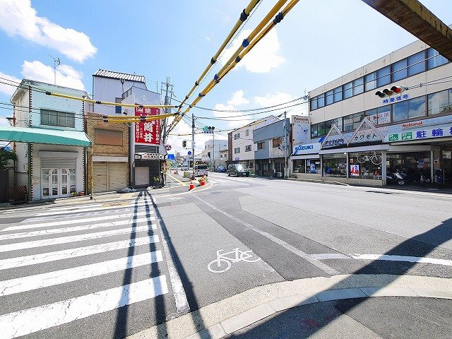 筒井高架下の周辺