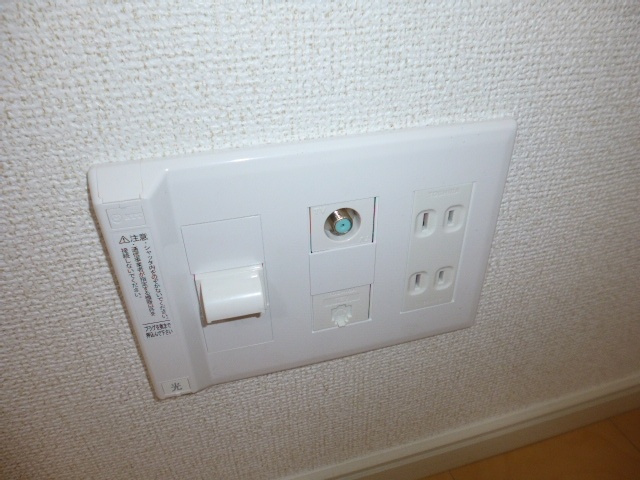 プレヴェール笹沖Ａの設備|電話モジュラー・ＴＶジャック