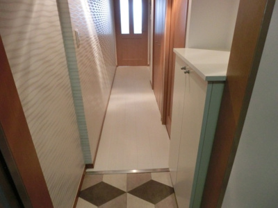 【玄関】 | リアルテ湊川公園