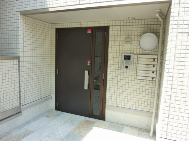 ルピナスのエントランス