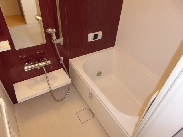 ルピナスの浴室