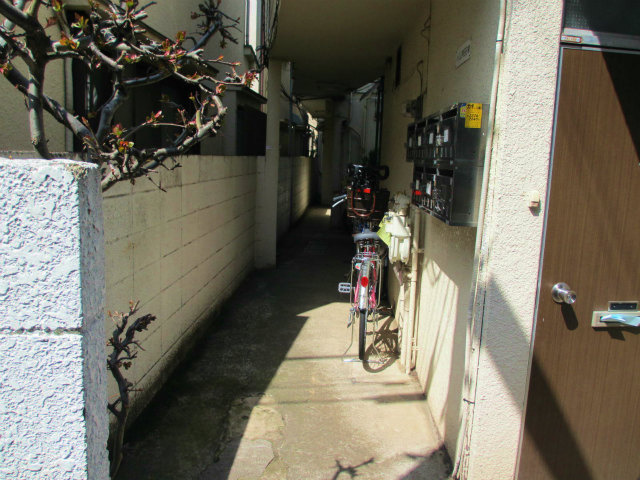 【エントランス】