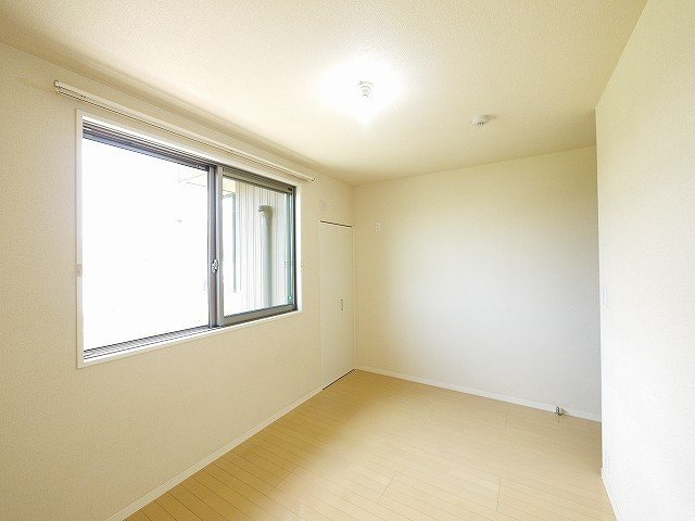 ハニー・コナの洋室|きれいな洋室です