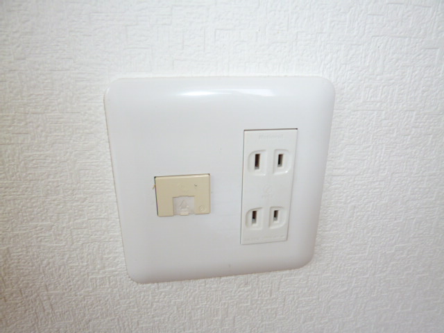 プチパール倉敷Bの設備|電話モジュラー