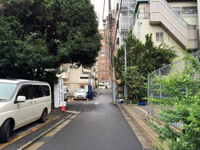 【周辺】 | サンコーレジデンス千駄ヶ谷 | 前面道路