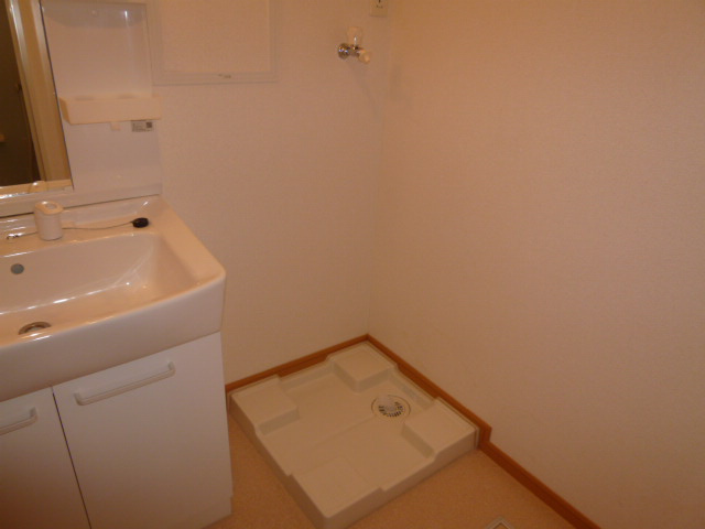 パラッツオ・クォーレＢの設備|室内洗濯機置き場