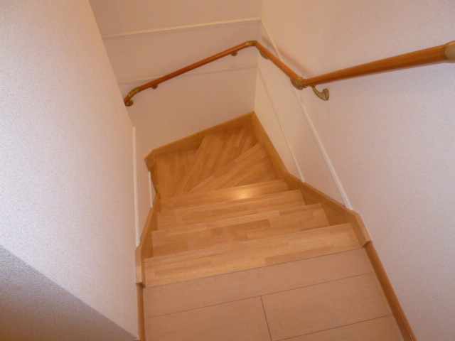 パラッツオ・クォーレＢのその他|階段