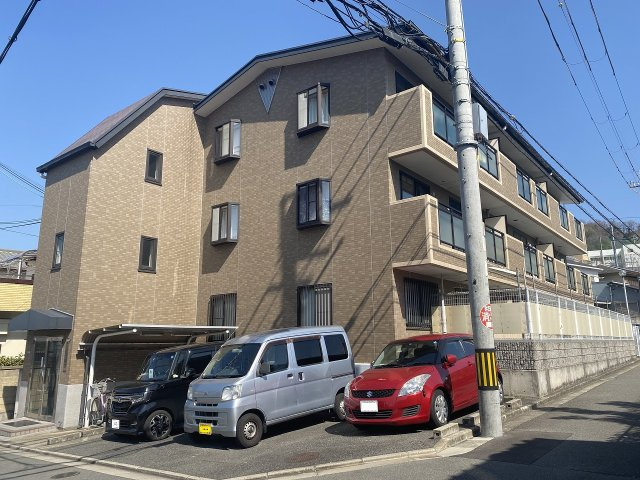 メゾン山下の外観