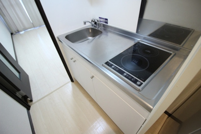 【キッチン】 | レオネクストみやびⅠ | ☆ＩＨコンロ１口＆ラジエントヒーター１口付☆