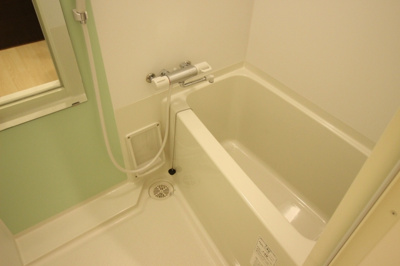 【浴室】 | レオネクストみやびⅠ | ☆オシャレなカラーパネル☆