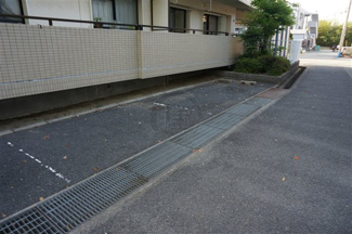【駐車場】 | 平面駐車場