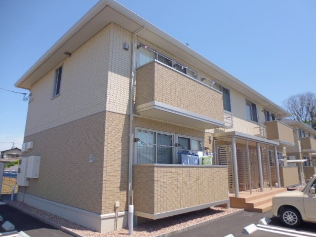 アドラブールFの外観