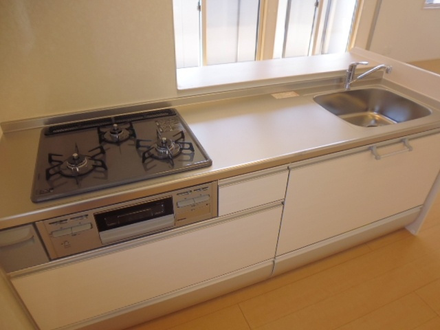 アドラブールFのキッチン