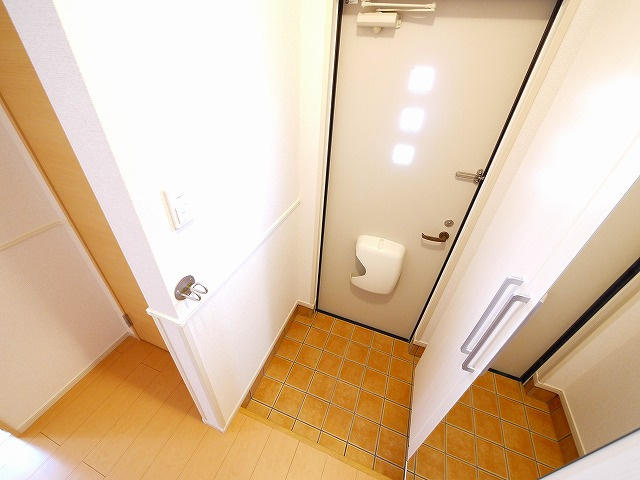 コンフォール州見台７番館の玄関|毎日通る玄関はこちらです