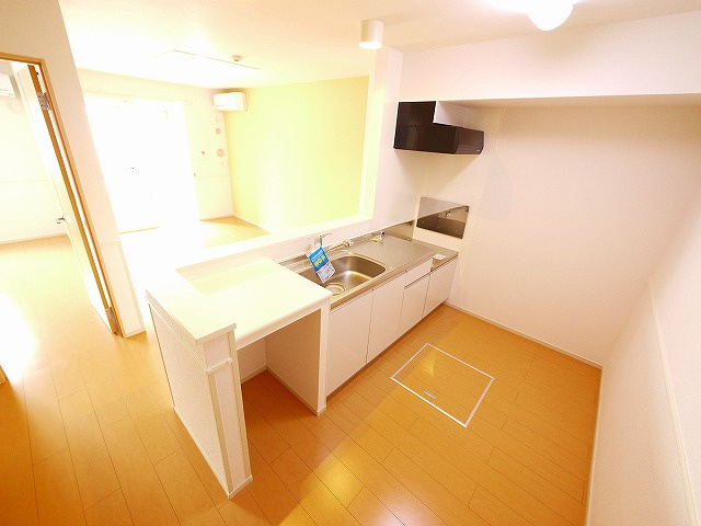 コンフォール州見台７番館のキッチン|きれいなキッチンです