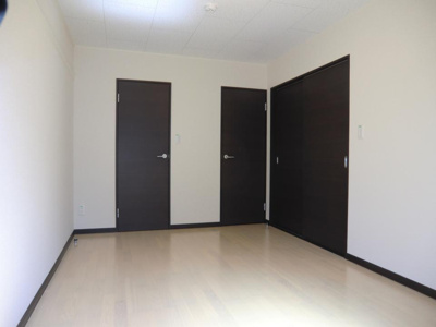 【内装】 | レオネクスト寺本 | 洋室