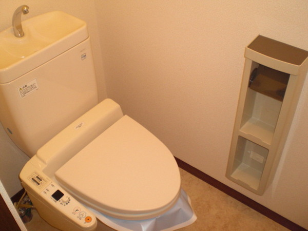 シャーメゾン阿成のトイレ