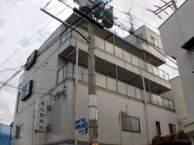イヌーボ小若江の外観