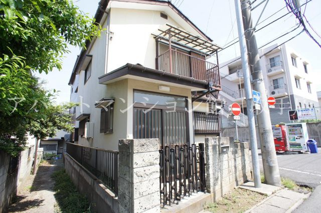 台宿１丁目貸家の外観