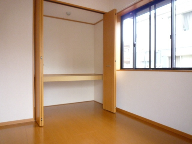 シャンティ花輪台の収納