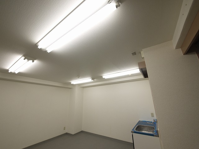 千曲ビルの内装